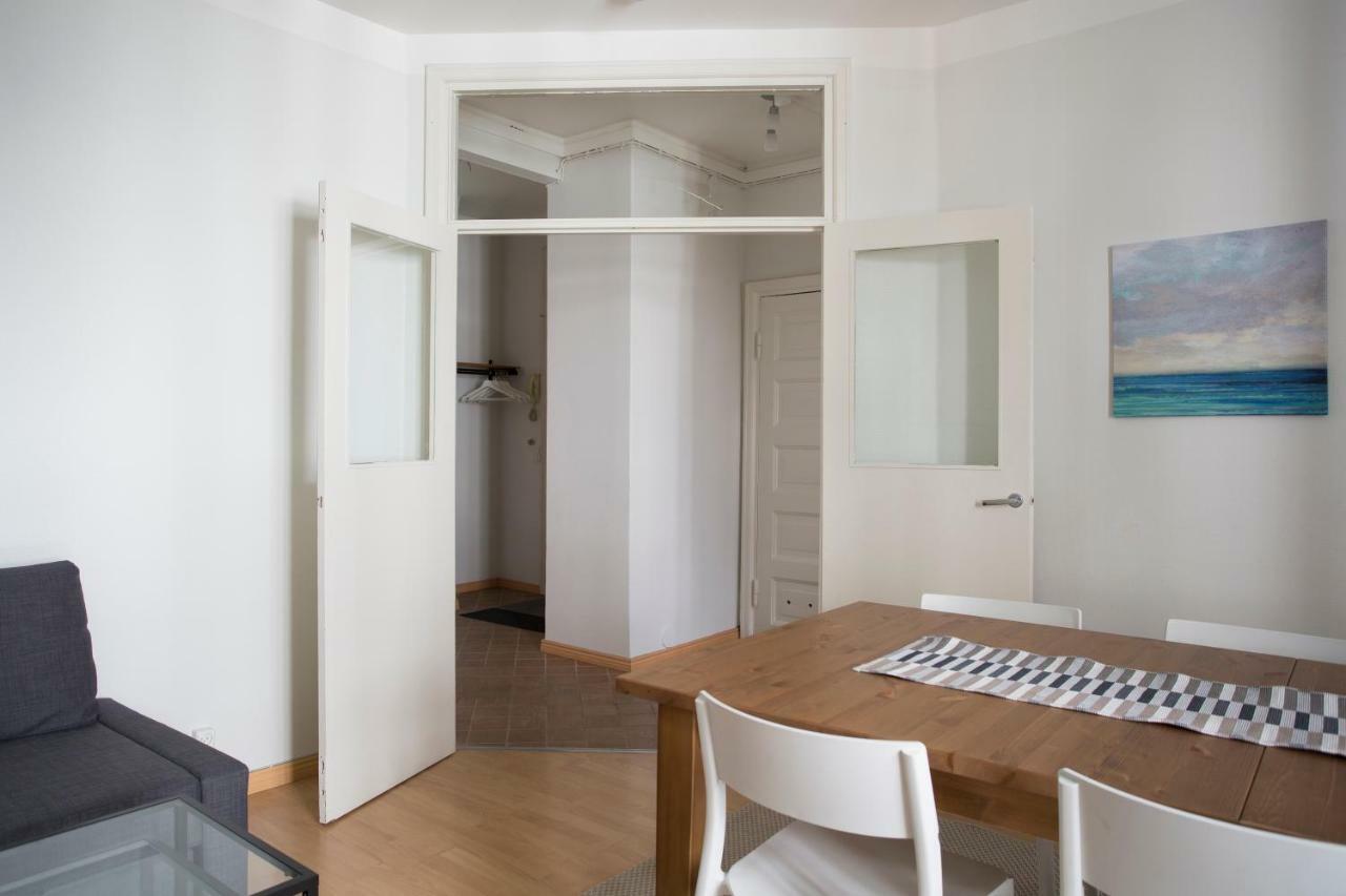 2Ndhomes Gorgeous 2Br Apartment By The Esplanade Park Helsinki Exterior photo